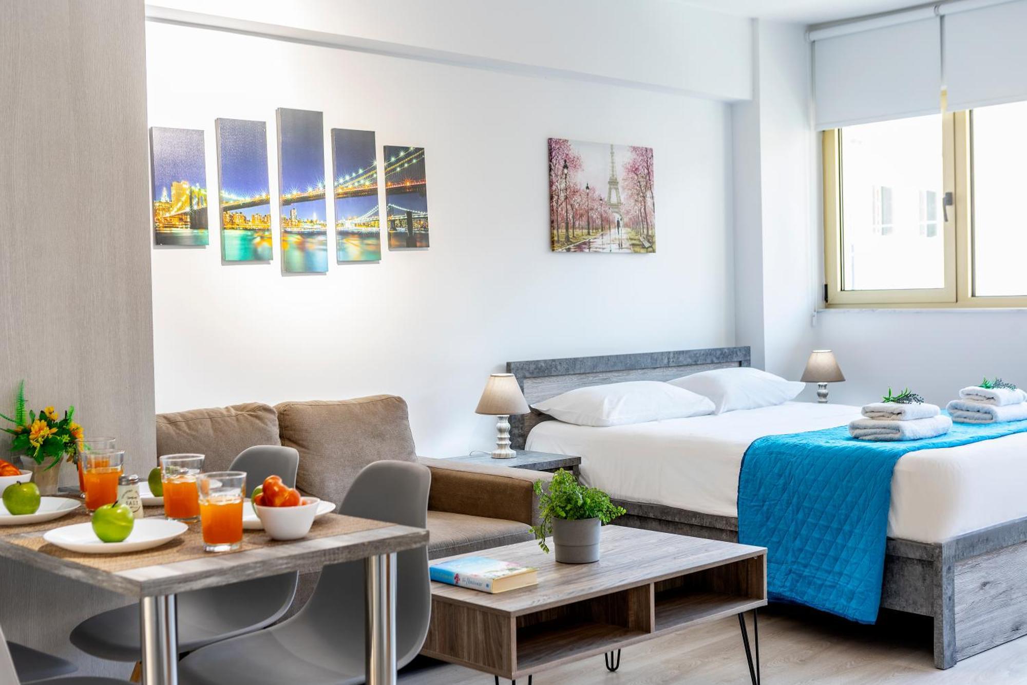 C-Premium Apts 100M From Beach And City Centre 라르나카 외부 사진