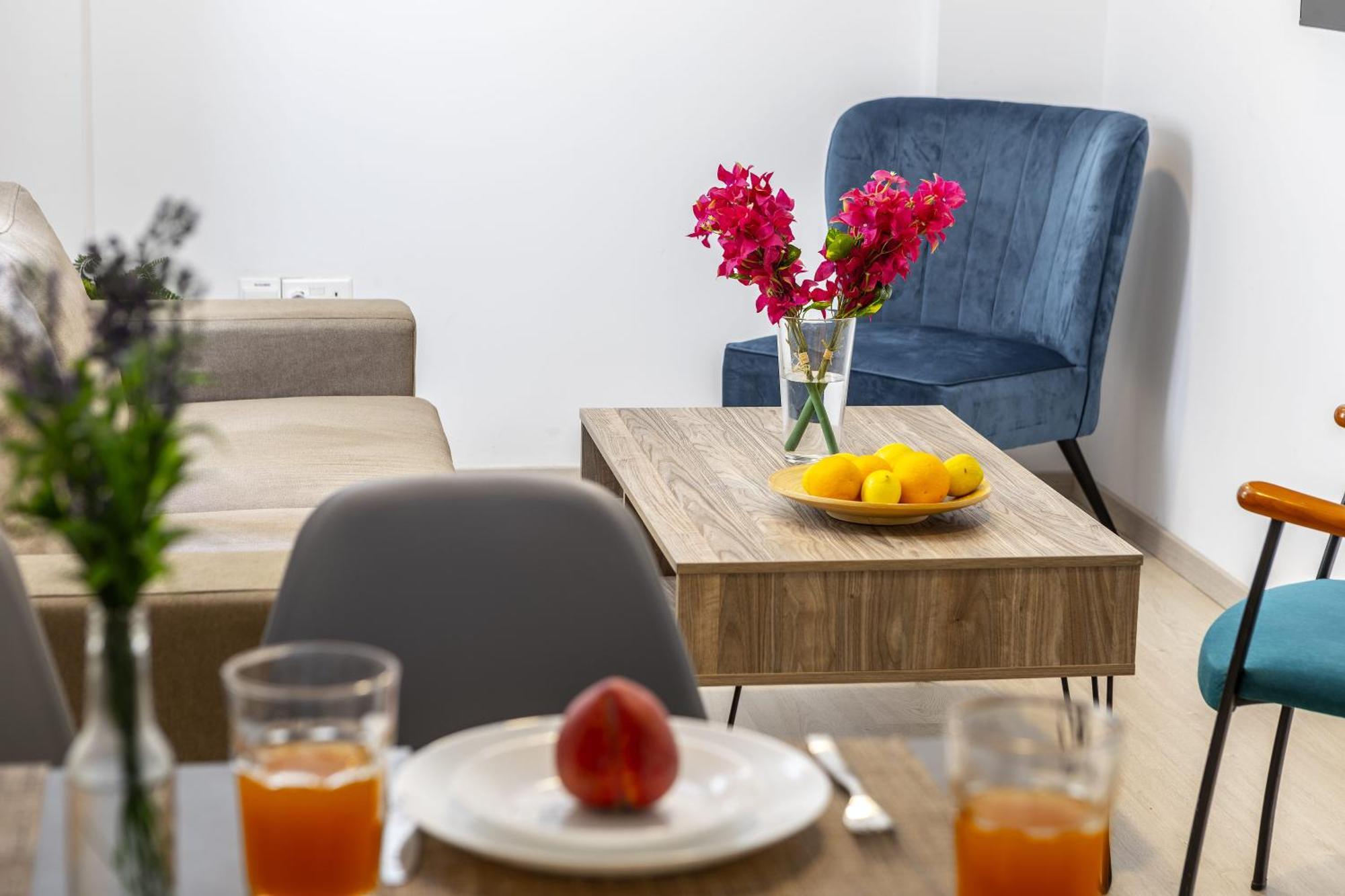 C-Premium Apts 100M From Beach And City Centre 라르나카 외부 사진