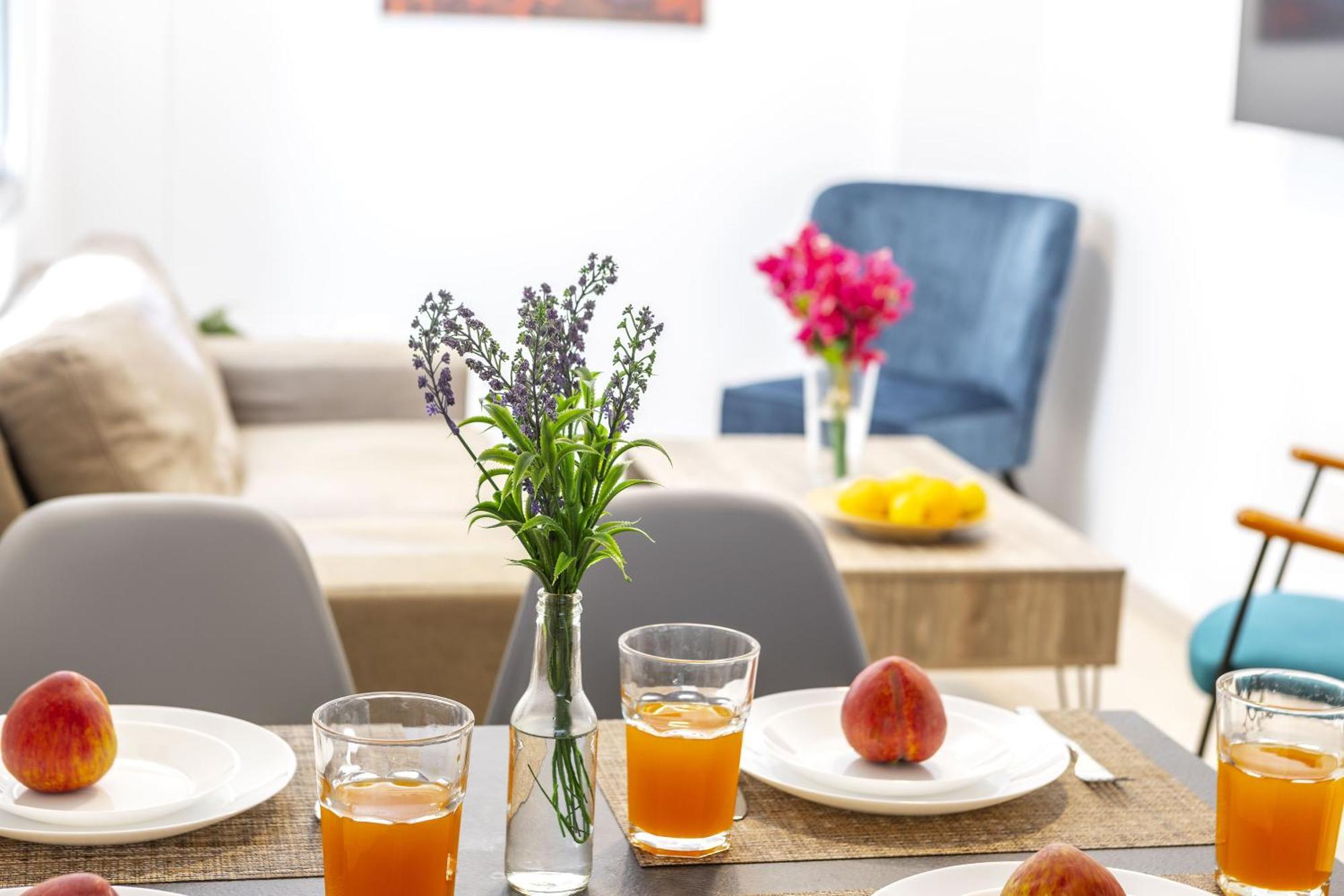 C-Premium Apts 100M From Beach And City Centre 라르나카 외부 사진