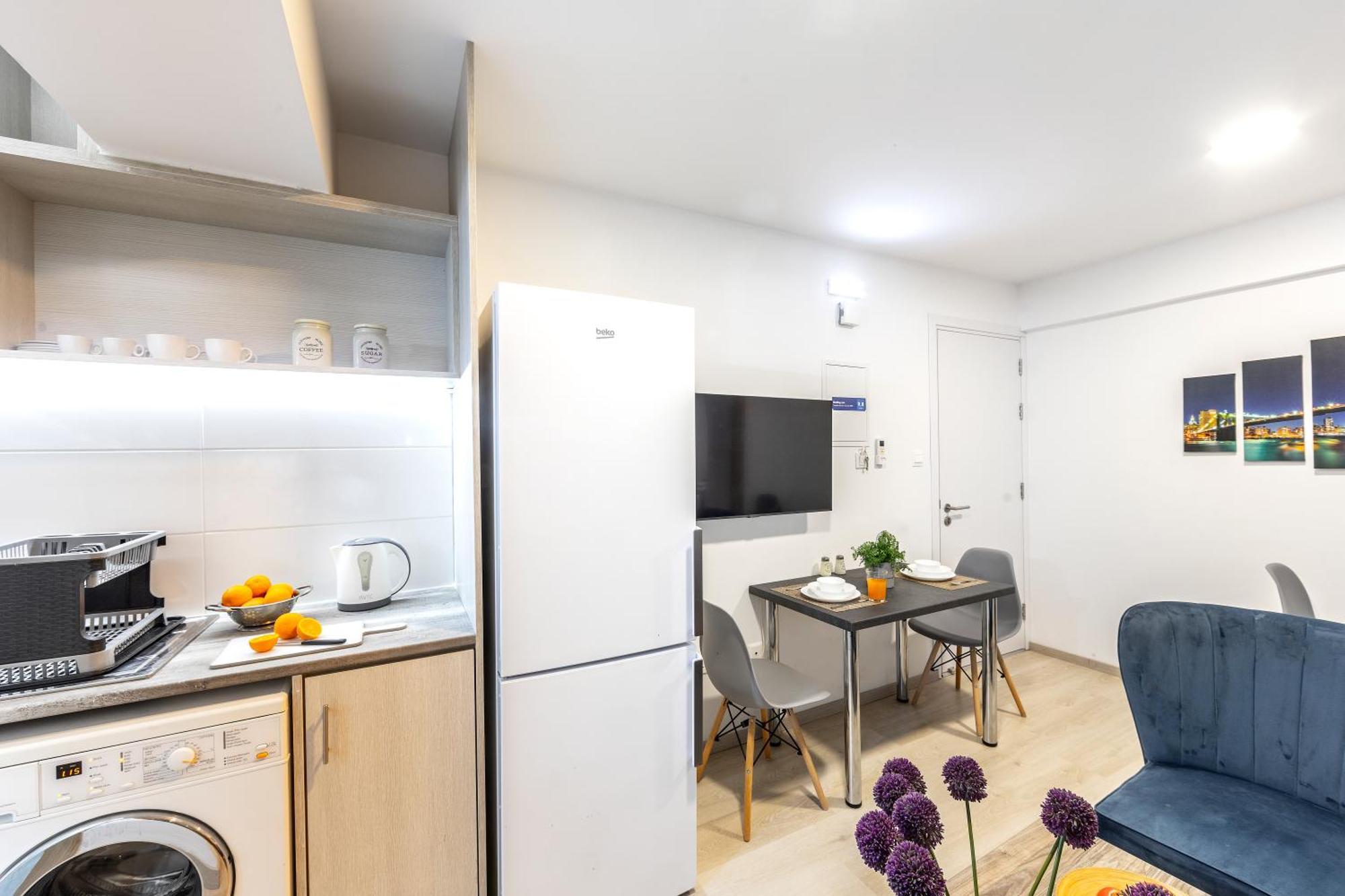 C-Premium Apts 100M From Beach And City Centre 라르나카 외부 사진