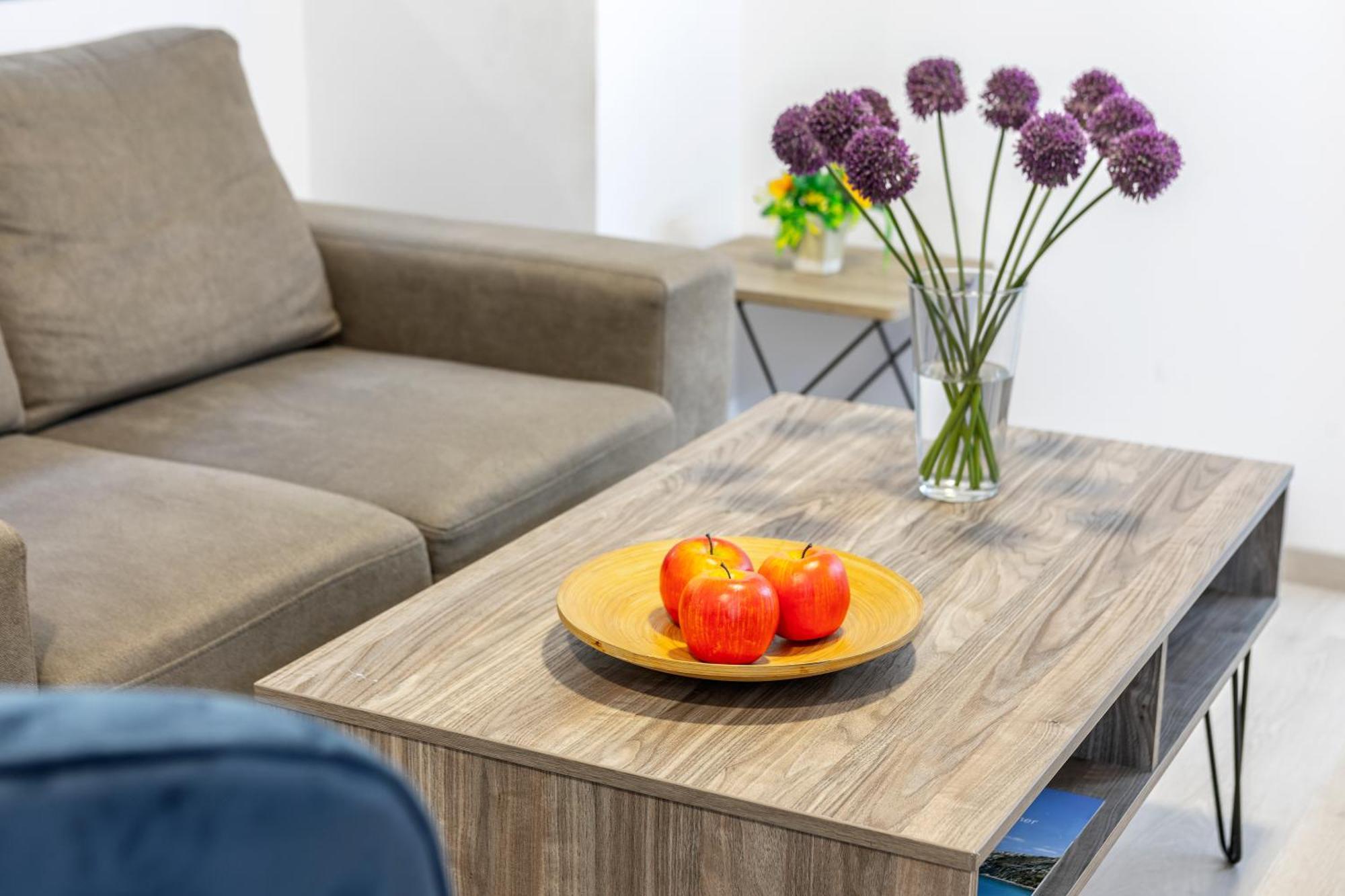 C-Premium Apts 100M From Beach And City Centre 라르나카 외부 사진